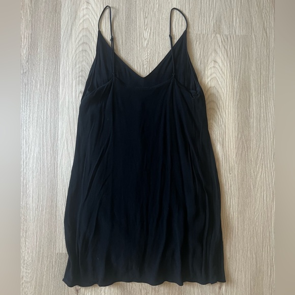 Aritzia Wilfred Free Spaghetti Trap Slip Dress - Picture 4 of 4